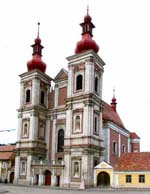 Kostel Navtven Panny Marie v Lomnici
